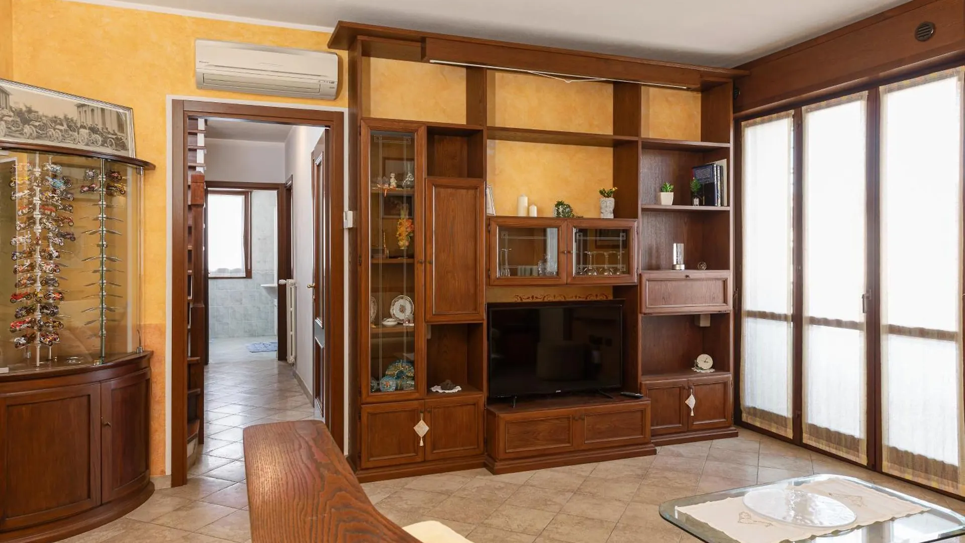 Ganden'S Flat Apartment Modena Italy